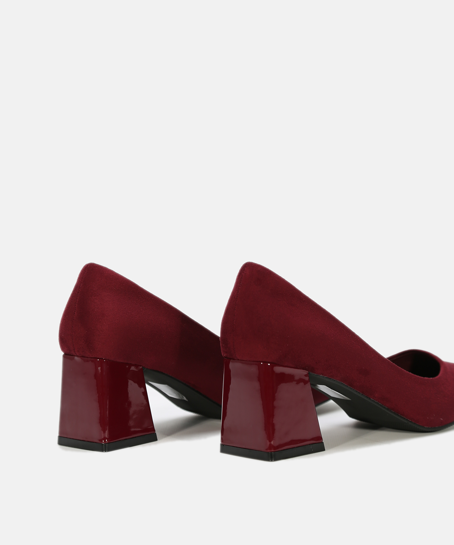Zapatos tac&oacute;n charol image number null